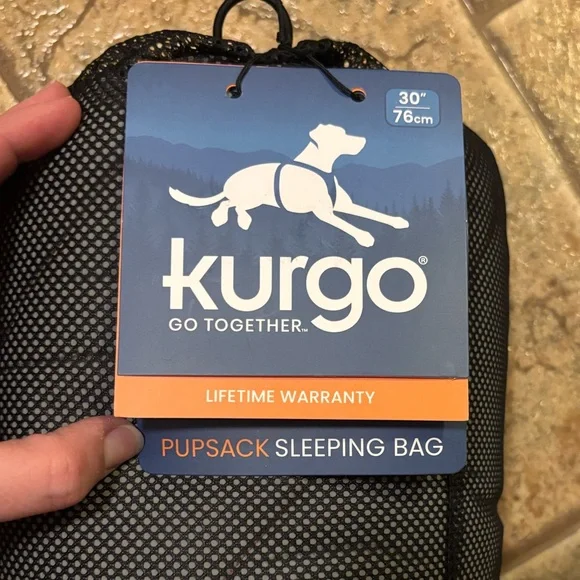 NWT Kurgo Canyon Puffer Pup Sack Travel Dog Bed 30-in